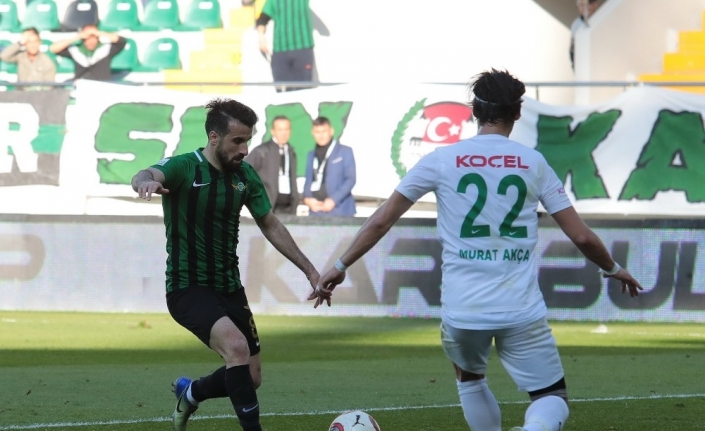 Altay, Erhan Çelenk’i kadrosuna kattı