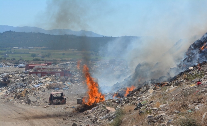 Ayvalık’ta çöplük yangını