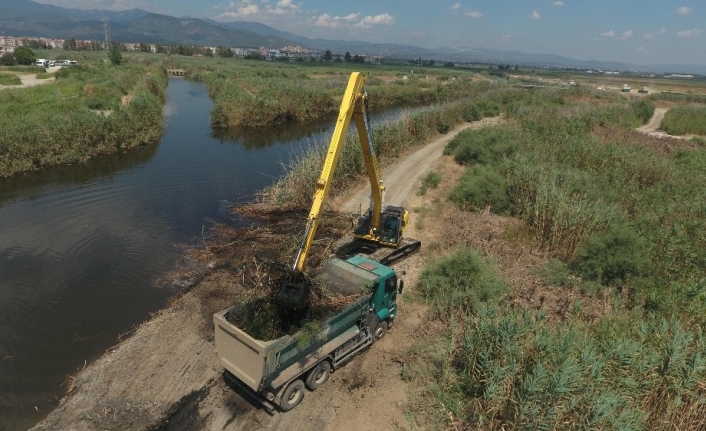 Balıkesir Büyükşehir Belediyesi deniz kirliliği ile mücadele ediyor