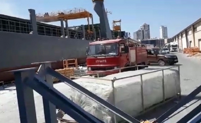 İzmir Limanı’nda yangın paniği