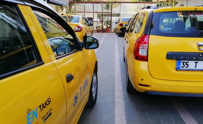 İzmir’de taksilerin kilometre ücreti 4.30 TL’ye yükseltildi