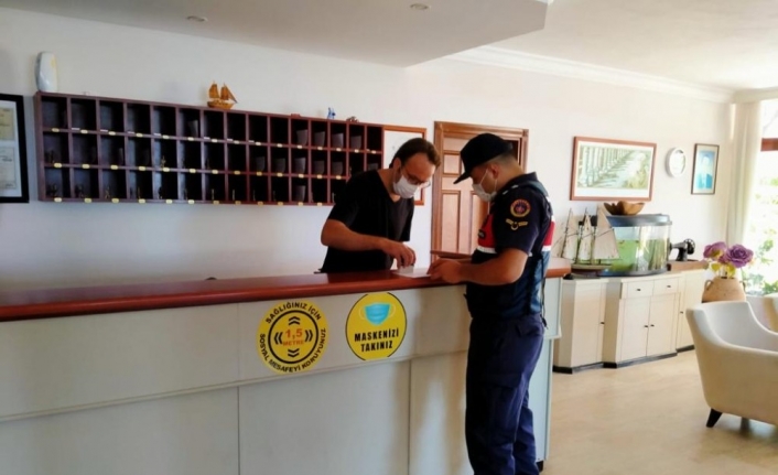 Jandarmadan İzmir’de korona virüs denetimleri