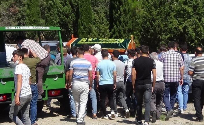 Koyun cinayetinde cenazelerden biri defnedildi, diğeri ikindi namazından sonra defnedilecek