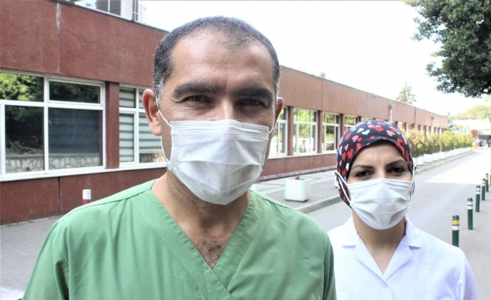 Ölümden dönen sağlıkçı çift, korona hastalarına hizmet vermeye devam ediyor