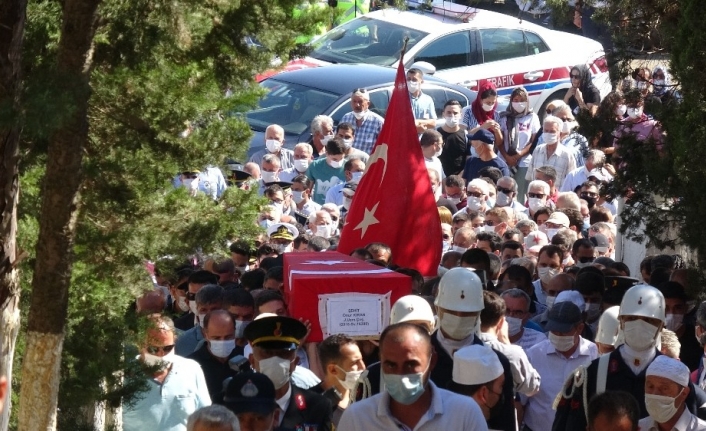 Şehit Uzman Çavuş Kıran, toprağa verildi