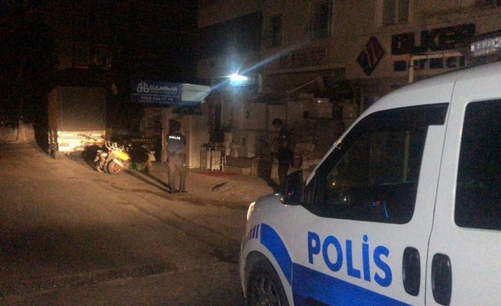 Tartışma kanlı bitti: 1 ölü, 2’si polis 3 yaralı