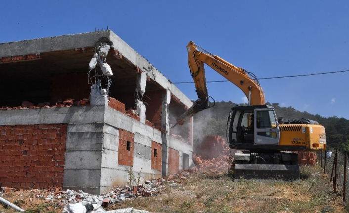 Uludağ kaçak yapılardan temizleniyor