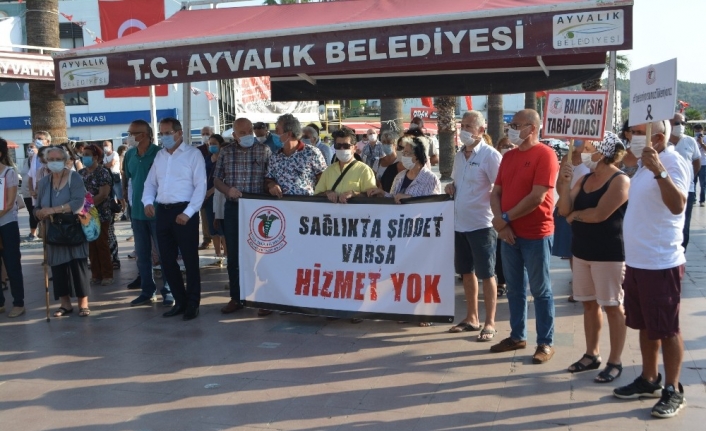 Ayvalık’ta sağlık çalışanlarına yönelik şiddete sert tepki