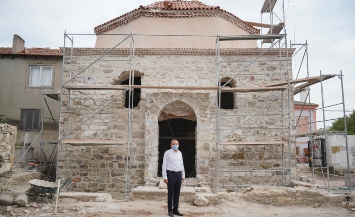 Ayvalık’ta Tarihi Kadı Camii restorasyon çalışmalarında sona yaklaşıldı