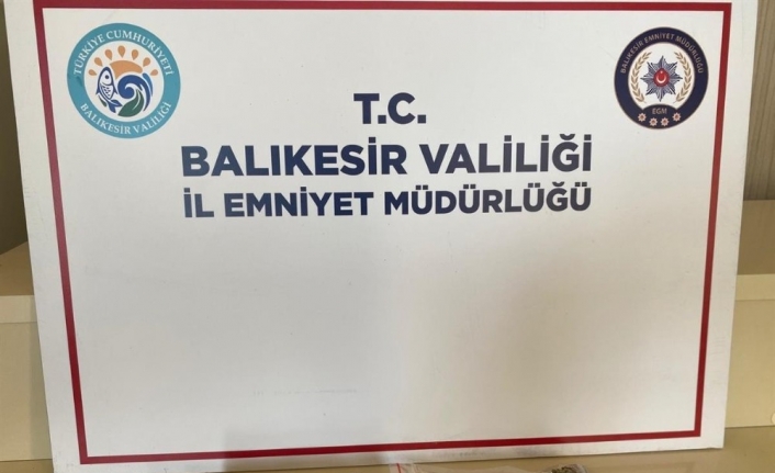 Balıkesir’de polisten uyuşturucu operasyonu