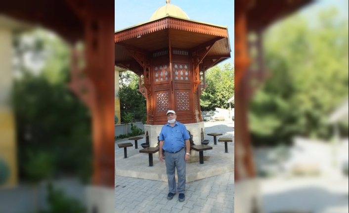 Burhaniye’de yeni camiye hayırseverden Osmanlı şadırvanı