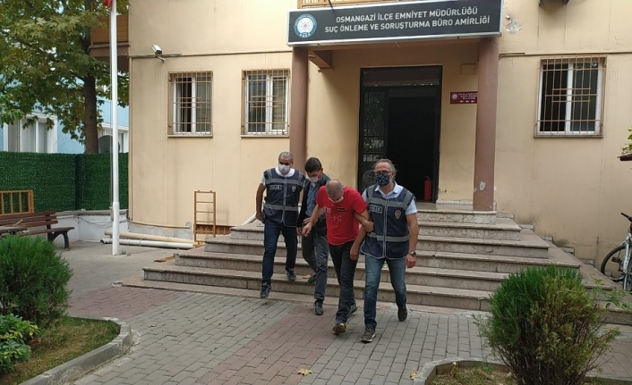 Bursa’da uyuşturucu operasyonunda 2 kişi tutuklandı