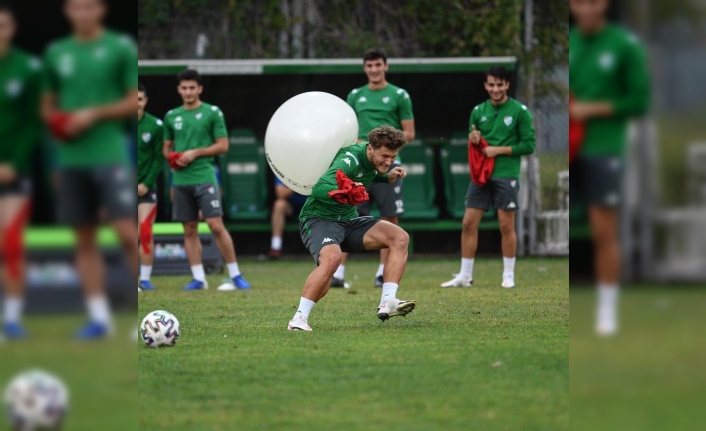 Bursaspor’da hazırlıklar sürüyor