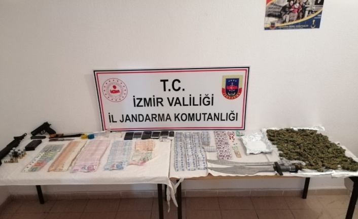 İzmir’de uyuşturucu operasyonu