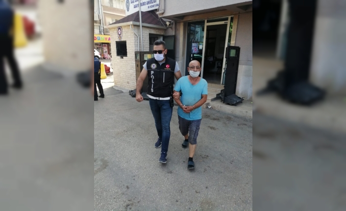 Narkotikten esrar operasyonu