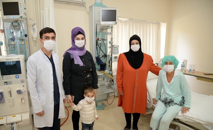 Azeri hasta Bursa’da böbrek nakli ile şifa buldu