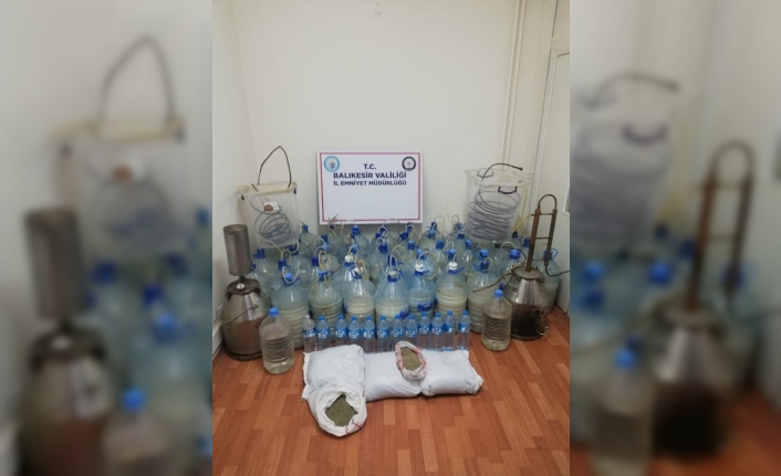 Bandırma’da sahte içki ele geçirildi