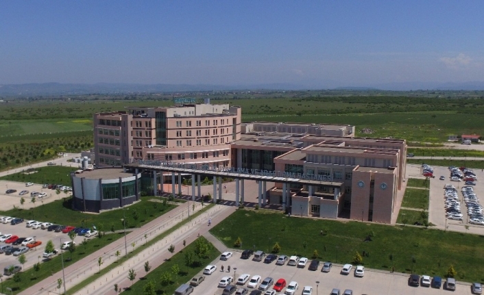 BAÜN Hastanesi’nde uyanık beyin ameliyatı yapıldı