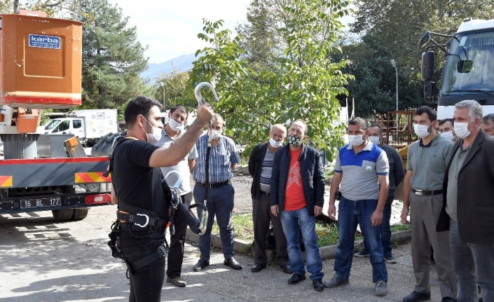 Belediye personeline yüksekte çalışma eğitimi