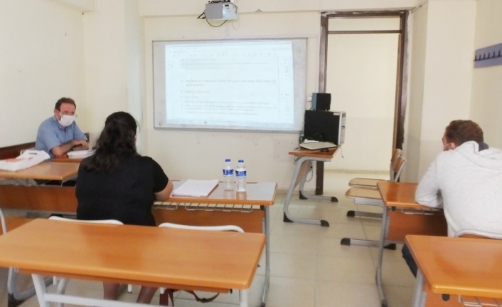 Burhaniye’de engelli gençlere özel Kpss kursu