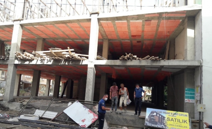 Burhaniye’de inşaattan düşen işçi yaralandı