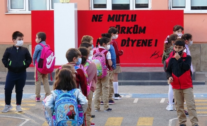 Çanakkale’de bugün 5 yeni sınıf daha eğitime başladı