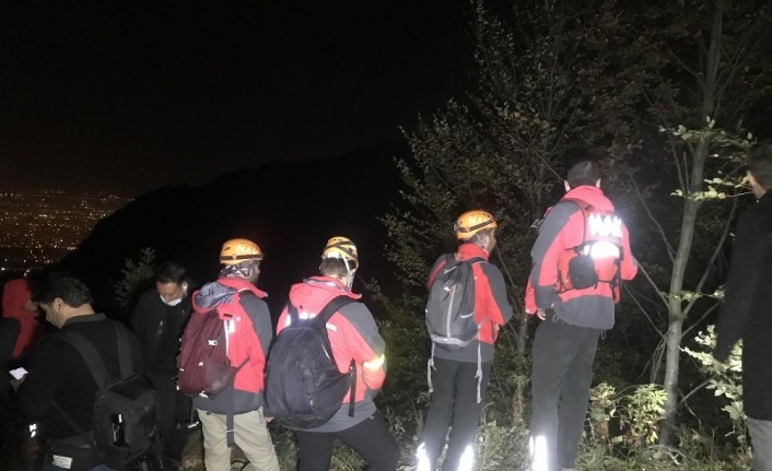 Dağda kaybolan 4 kişi 6 saat sonra bulundu