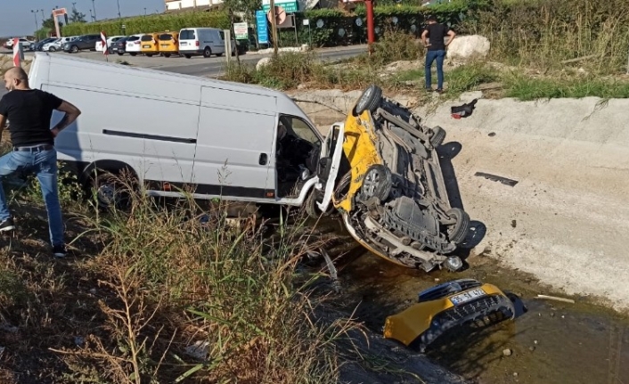 İzmir’de kazada can pazarı: 6 yaralı
