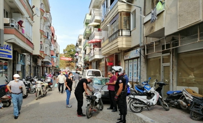 Polisten kaçan motosiklet sürücüsü kaza yaptı
