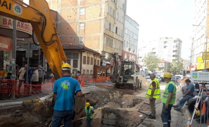 Zağnos Paşa Camisi etrafında su taşkınları önlenecek