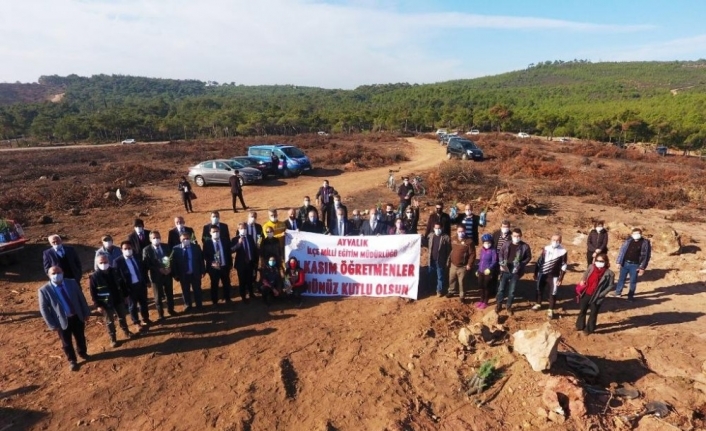 Ayvalık’ta anlamlı Öğretmenler Günü etkinliği