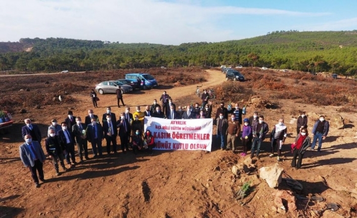 Ayvalık’ta anlamlı Öğretmenler Günü etkinliği