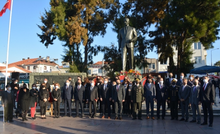 Ayvalık’ta Atatürk’ün 82. yıldönümü hüznü