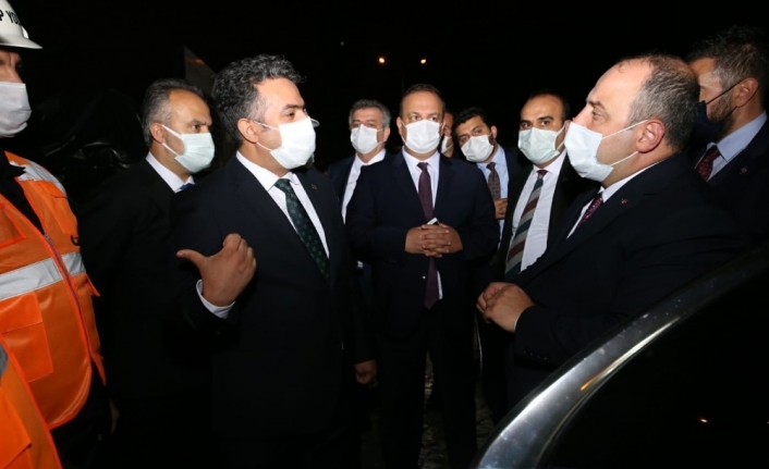 Bakan Varank BEBKA’nın yeni hizmet binasında inceleme yaptı