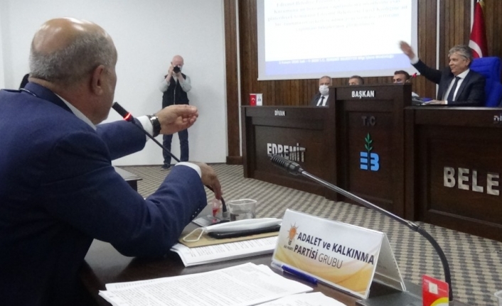 Belediye Meclisinde “kıvırma” tartışması