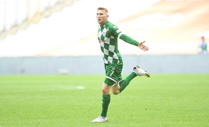 Bursaspor’da Burak Kapacak son idmana çıktı