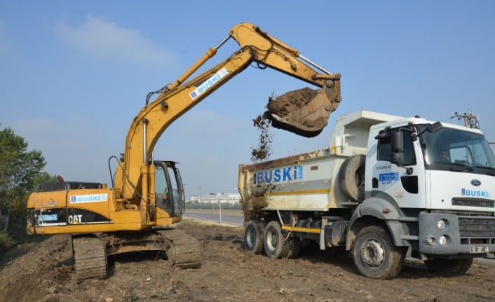BUSKİ’den derelerde taşkın önlemi