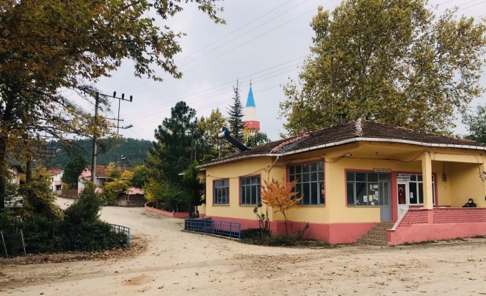 Çınarcık köyünde cami ve kahvehaneler kapatıldı