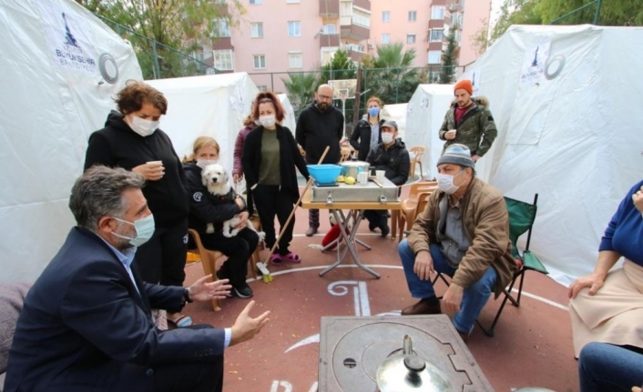 Depremin vurduğu Bayraklı’da ev eşyası kampanyası başladı