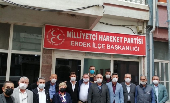 MHP’ye "Hayırlı olsun" ziyareti