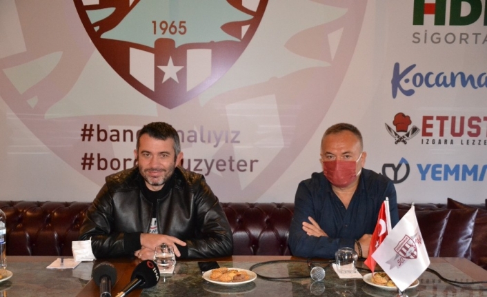 Onur Göçmez : "Federasyon bize para ödemiyor"