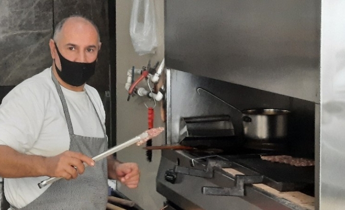 Türkiye depremin simgesi Ayda’ya köfte yedirmek için seferber oldu