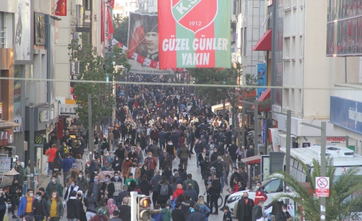 Vakaların arttığı İzmir’de hafta sonu yoğunluğu