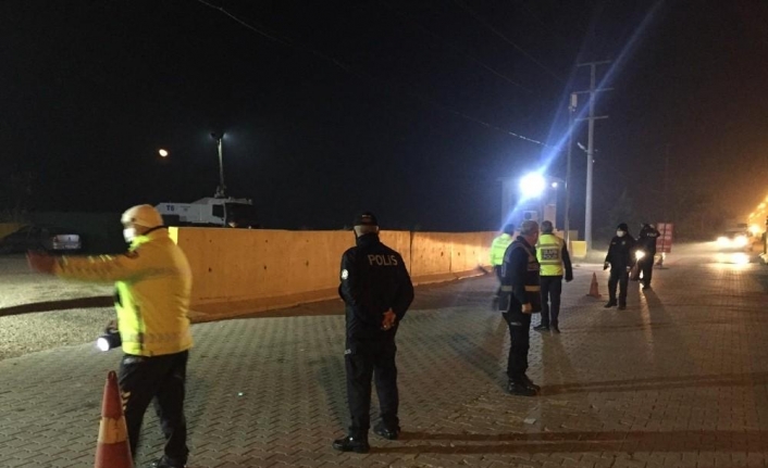 Arabasını tamire götürdü, kısıtlama saatini kaçırınca ceza kesildi