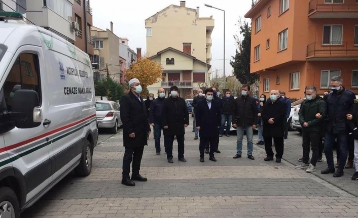 Balıkesir’de bir sağlık çalışanı daha virüse yenildi