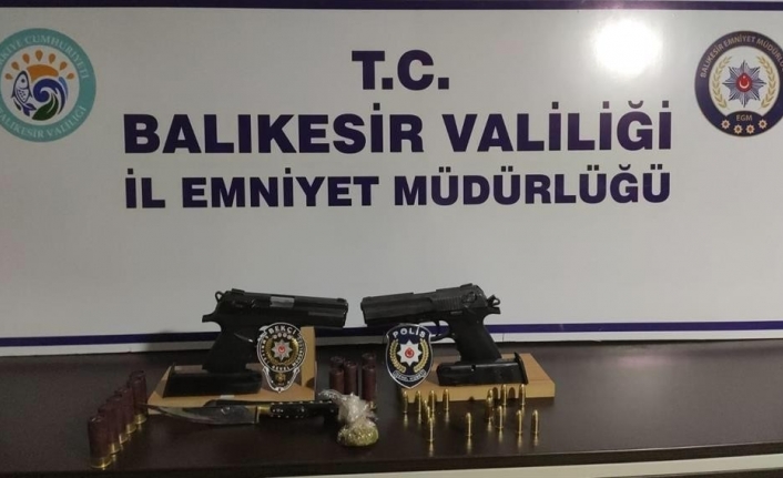 Balıkesir’de polis 23 aranan şahsı yakaladı