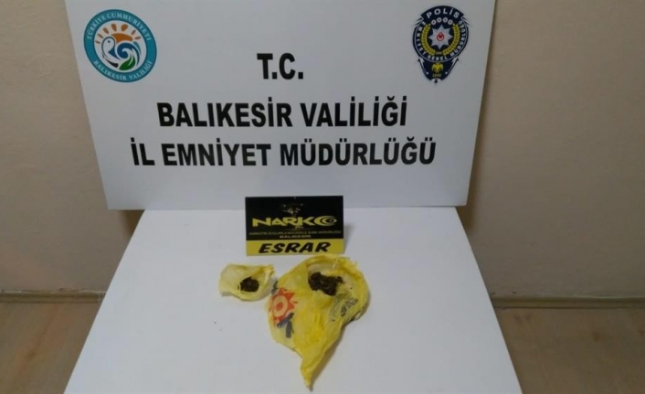 Balıkesir’de polisten uyuşturucu operasyonu