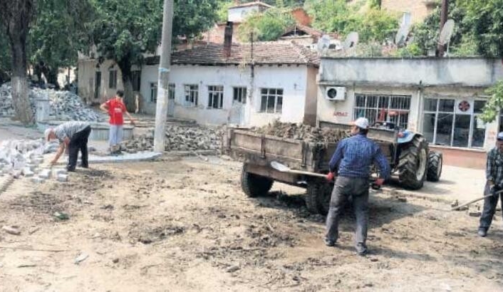 Burhaniye’de Sübeylidere mahallesinde kısmîi karantina uygulanmaya başlandı