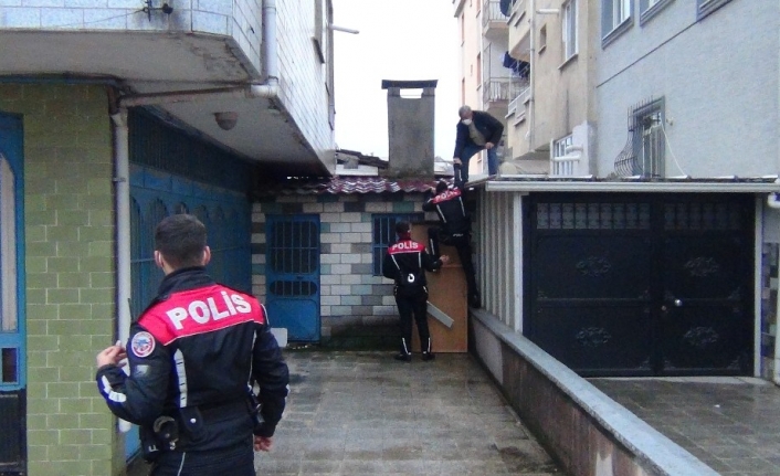 Hırsız ihbarı Bursa polisini harekete geçirdi