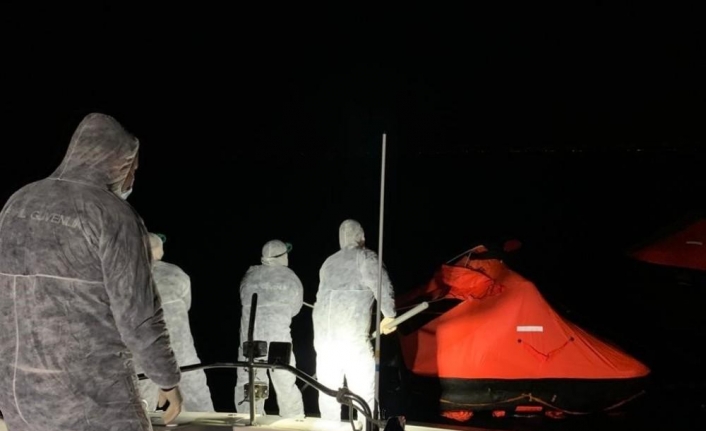 İzmir’de 44 düzensiz göçmen kurtarıldı